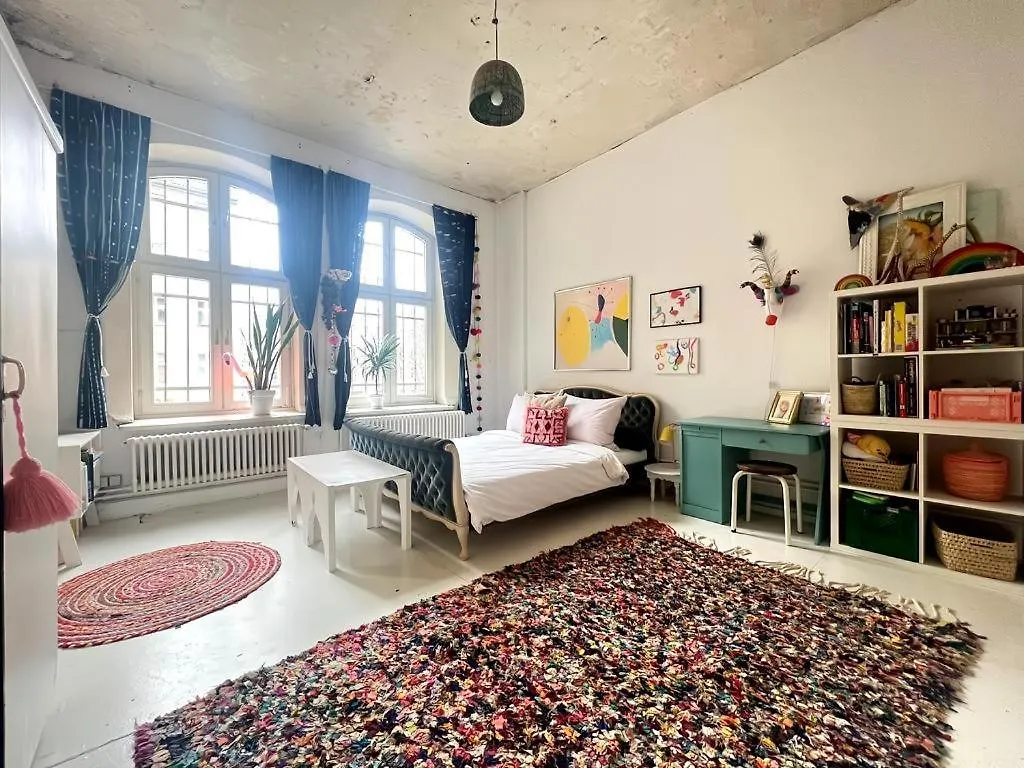 Artisanal Warehouse Conversion 柏林